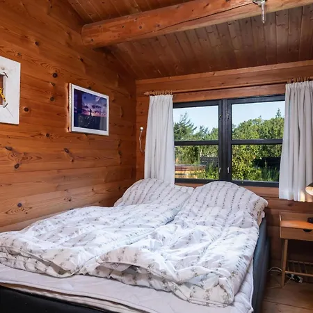 Authentic Scandinavian Log With Private Sauna Near