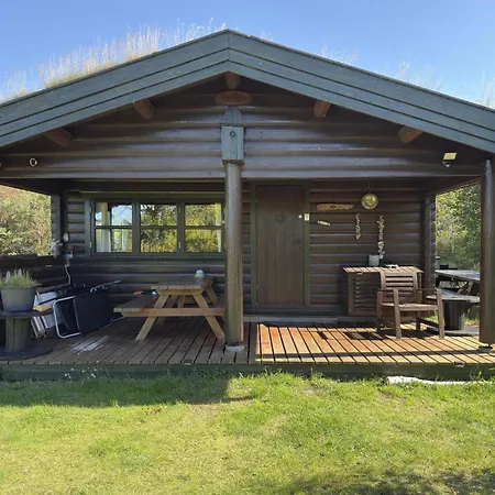 Charming Norwegian Log In Cozy Retreat Awaits