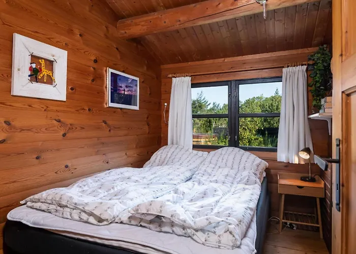 Charming Norwegian Log In Cozy Retreat Awaits